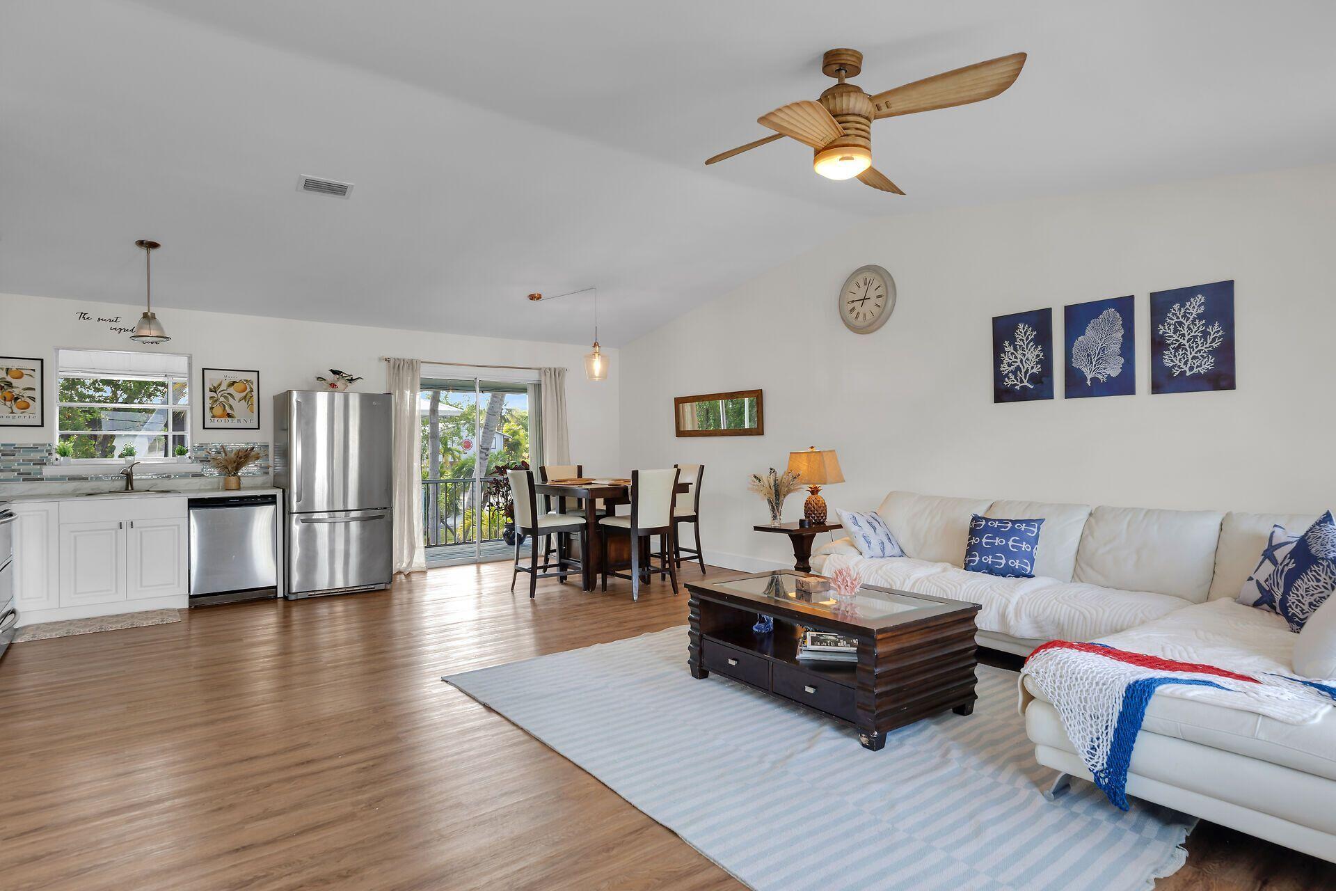 878 La Paloma Road