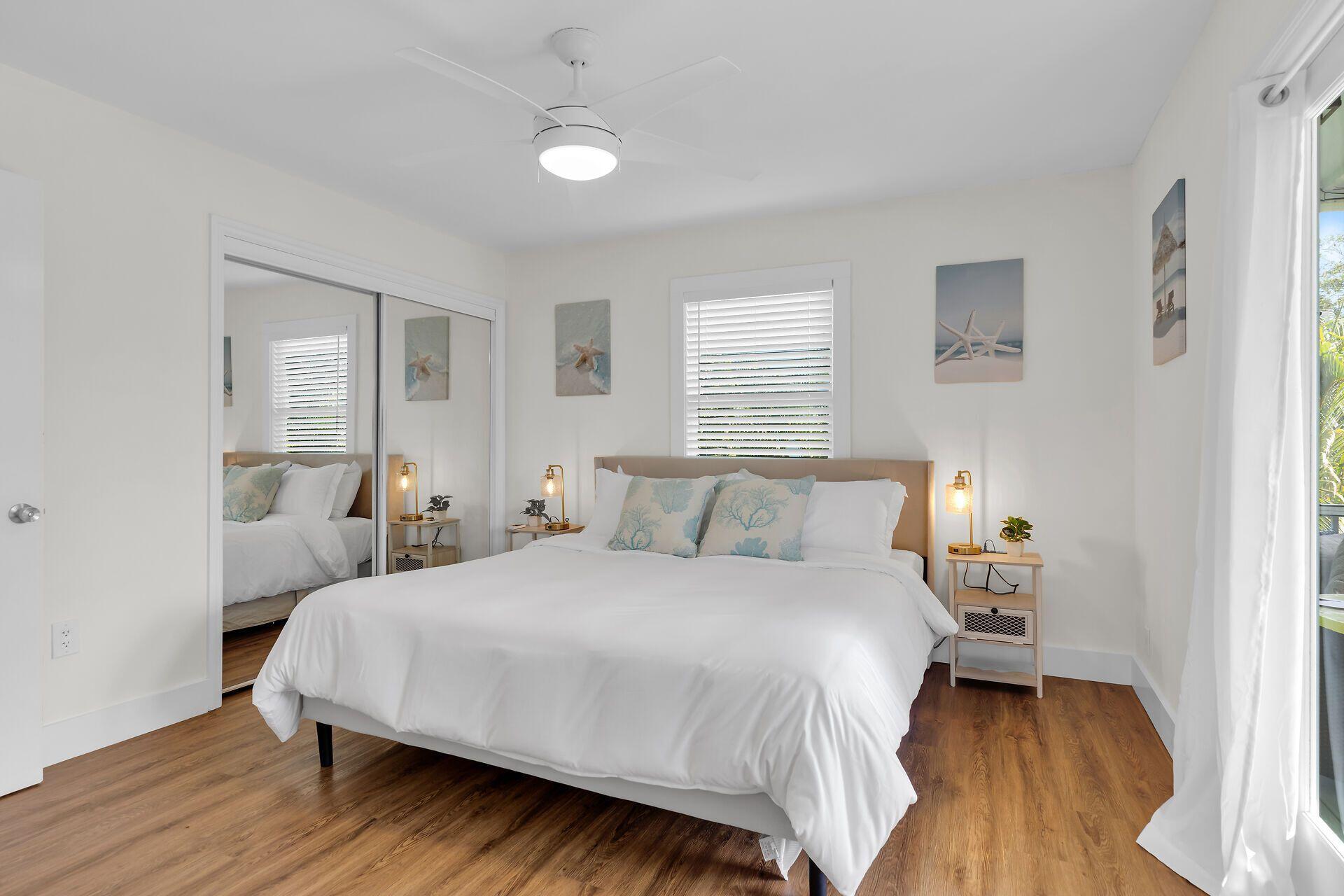 878 La Paloma Road