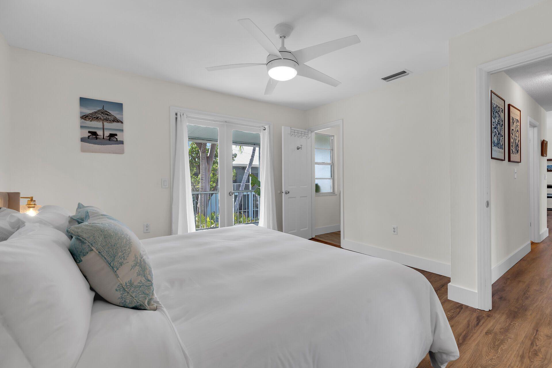 878 La Paloma Road