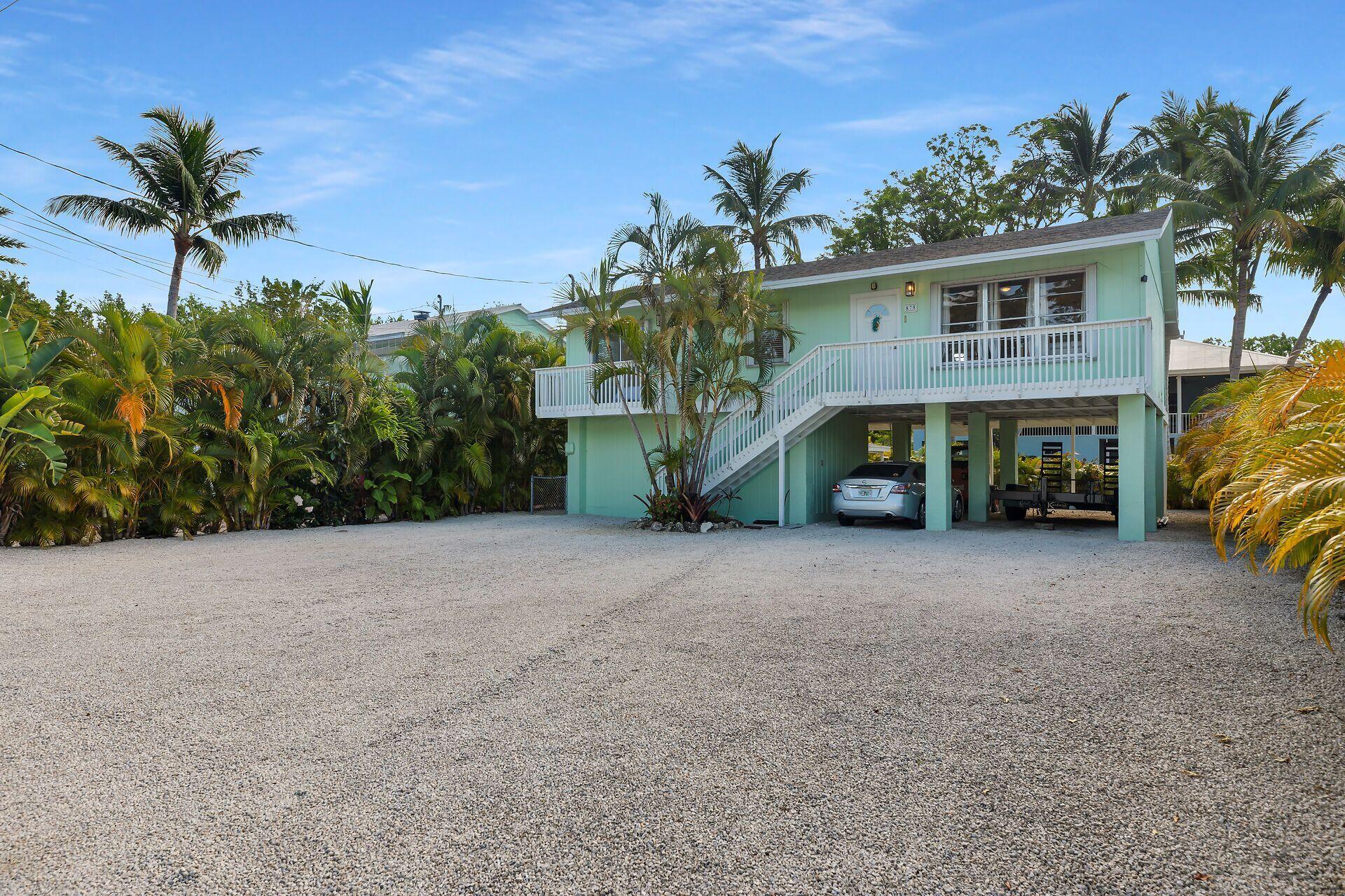 878 La Paloma Road