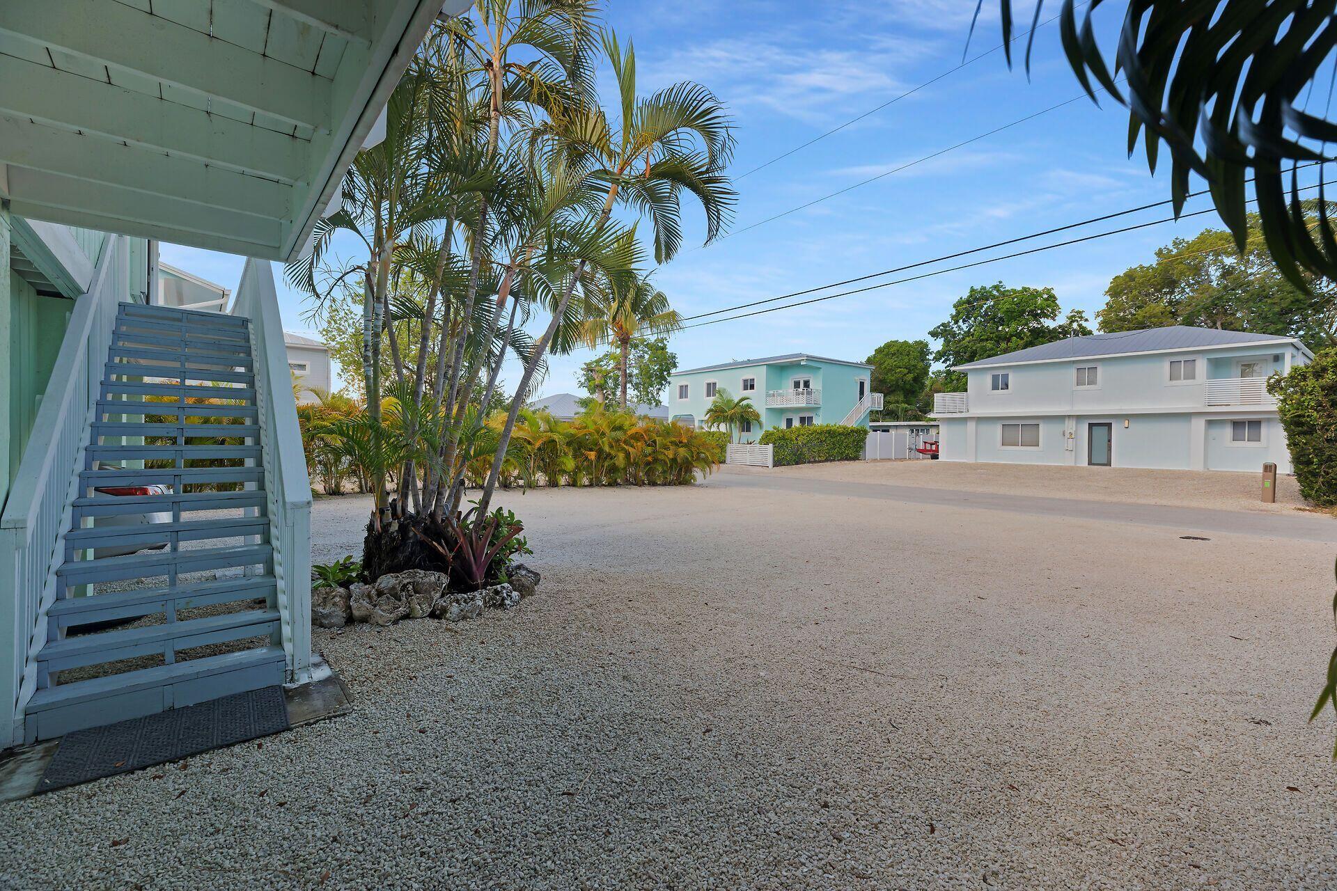 878 La Paloma Road