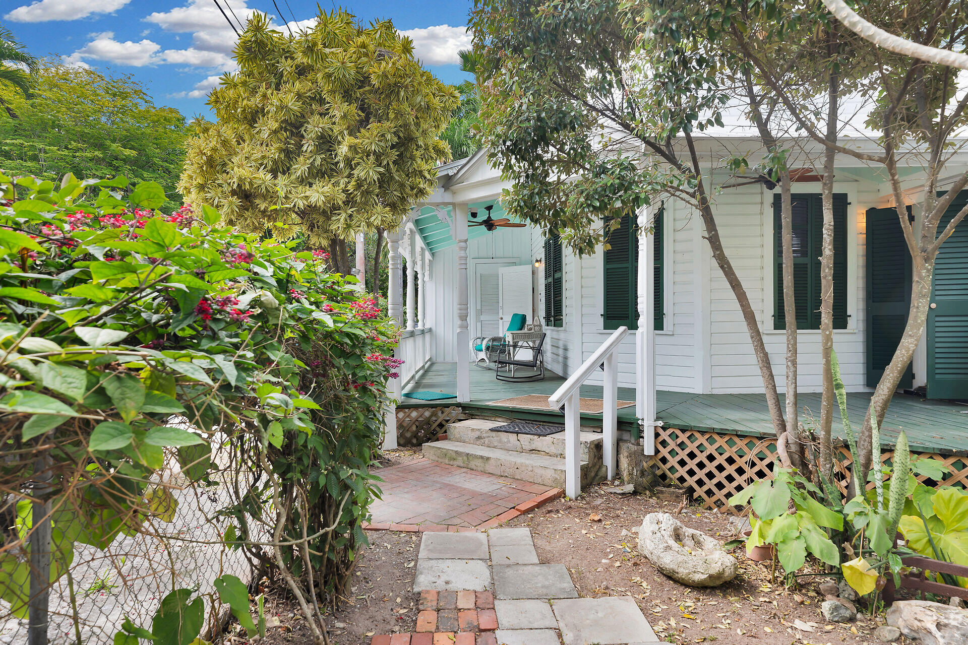 708 William Street
