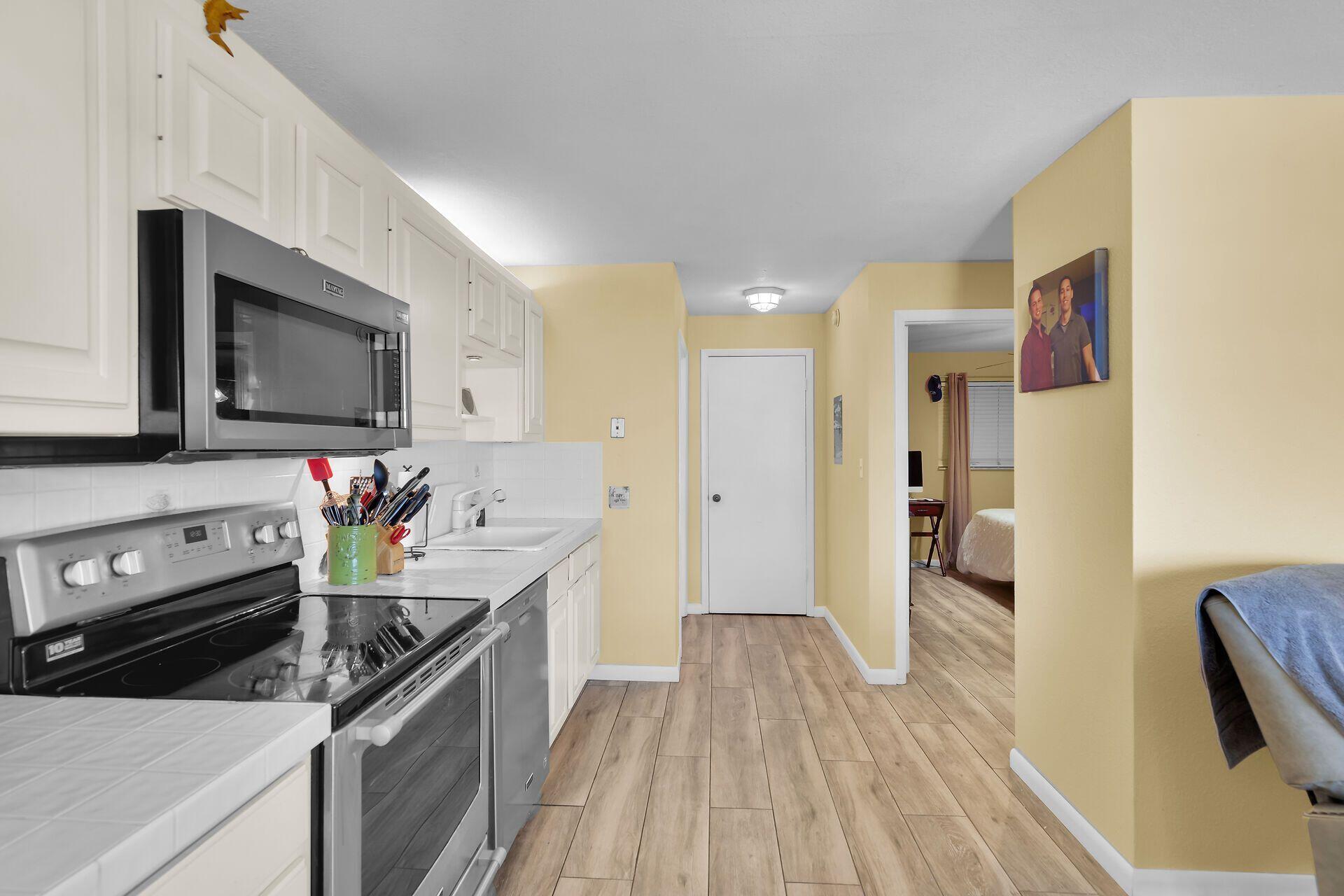 119 Cortez Drive Unit: 8G