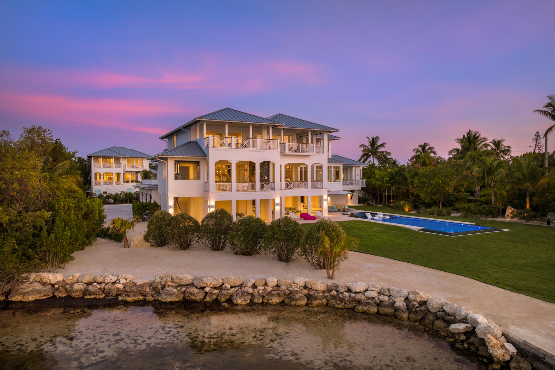 76180 Overseas Highway