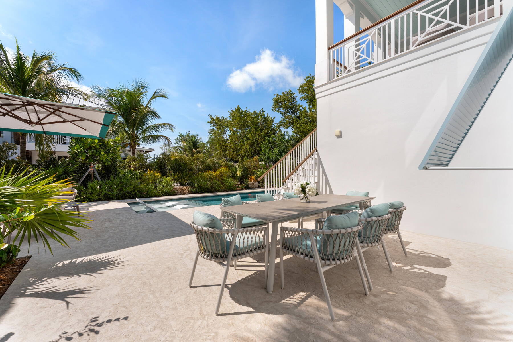76180 Overseas Highway