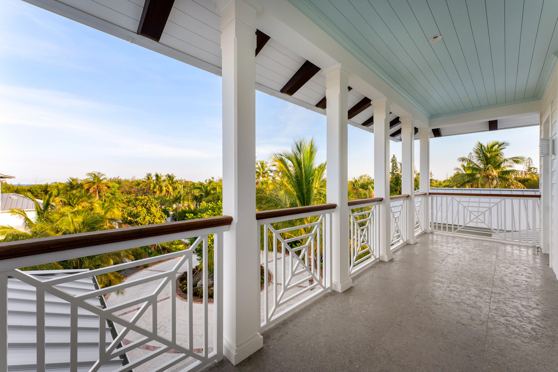 76180 Overseas Highway