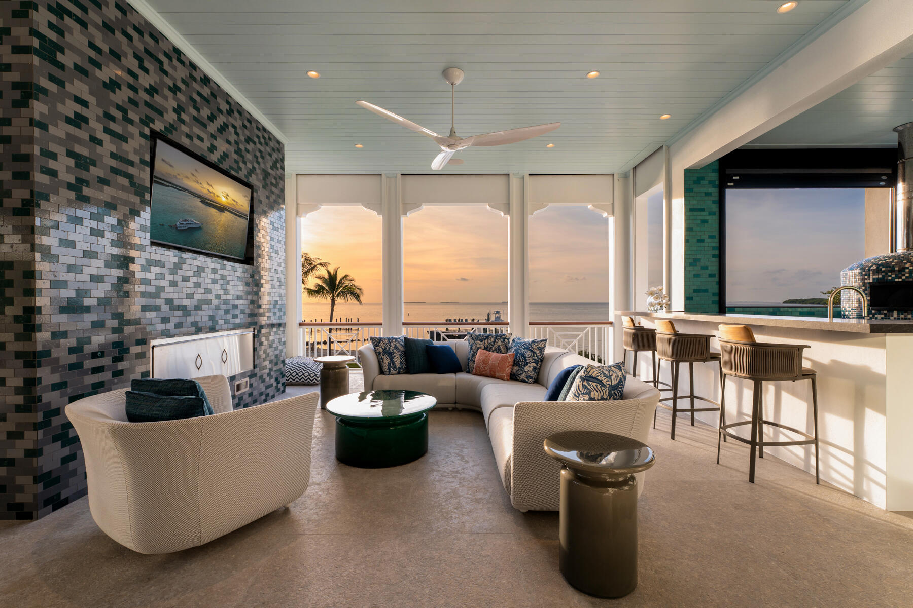 76180 Overseas Highway