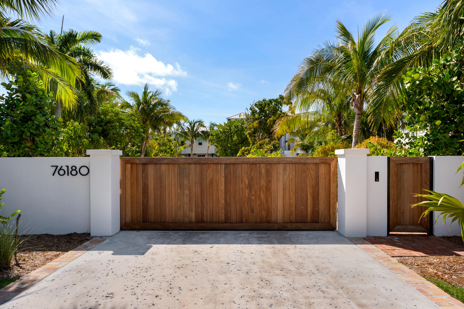 76180 Overseas Highway