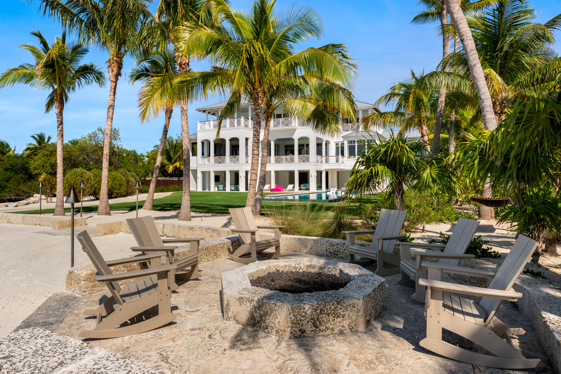 76180 Overseas Highway