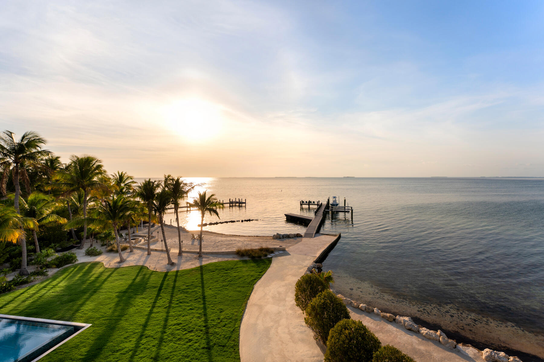 76180 Overseas Highway