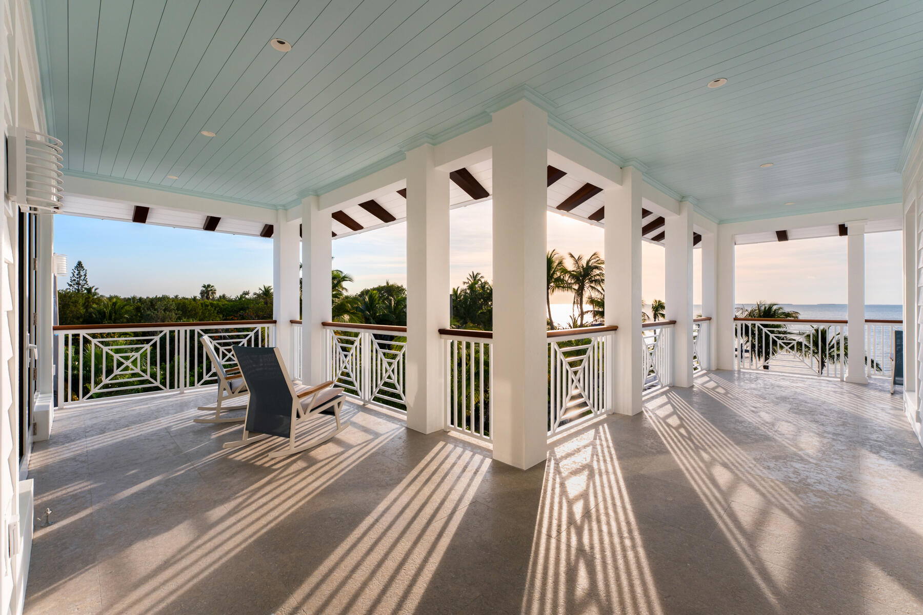 76180 Overseas Highway