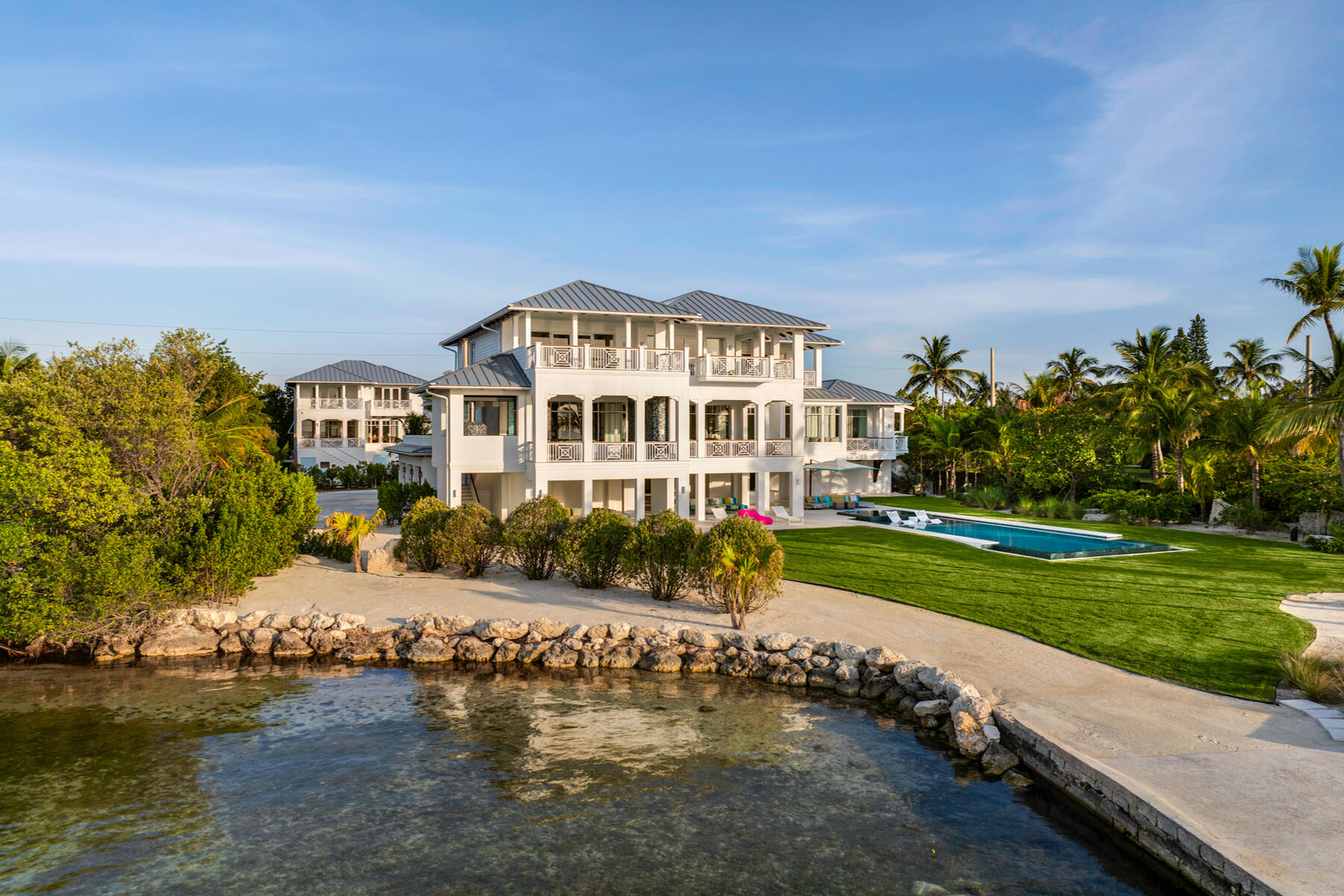 76180 Overseas Highway