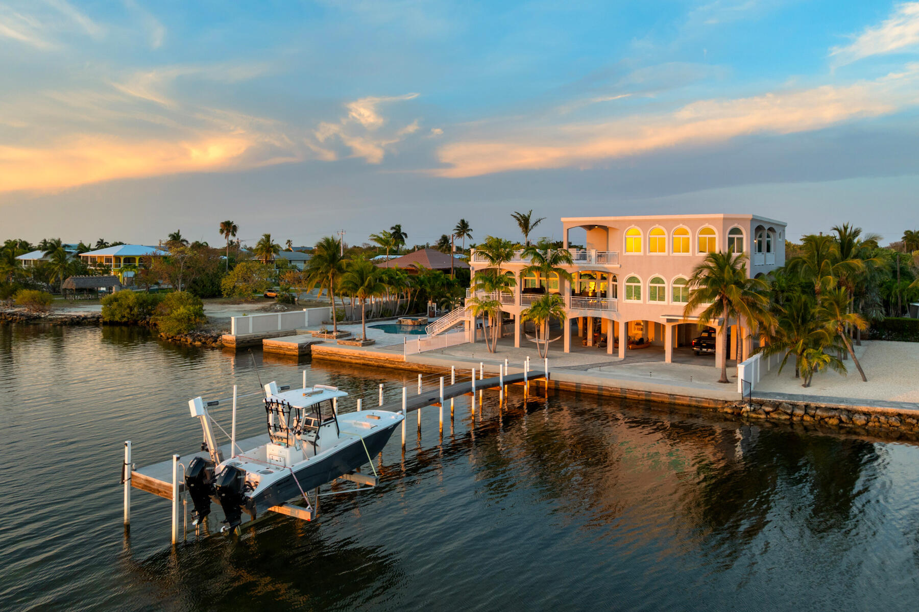 3742 Seagrape Street