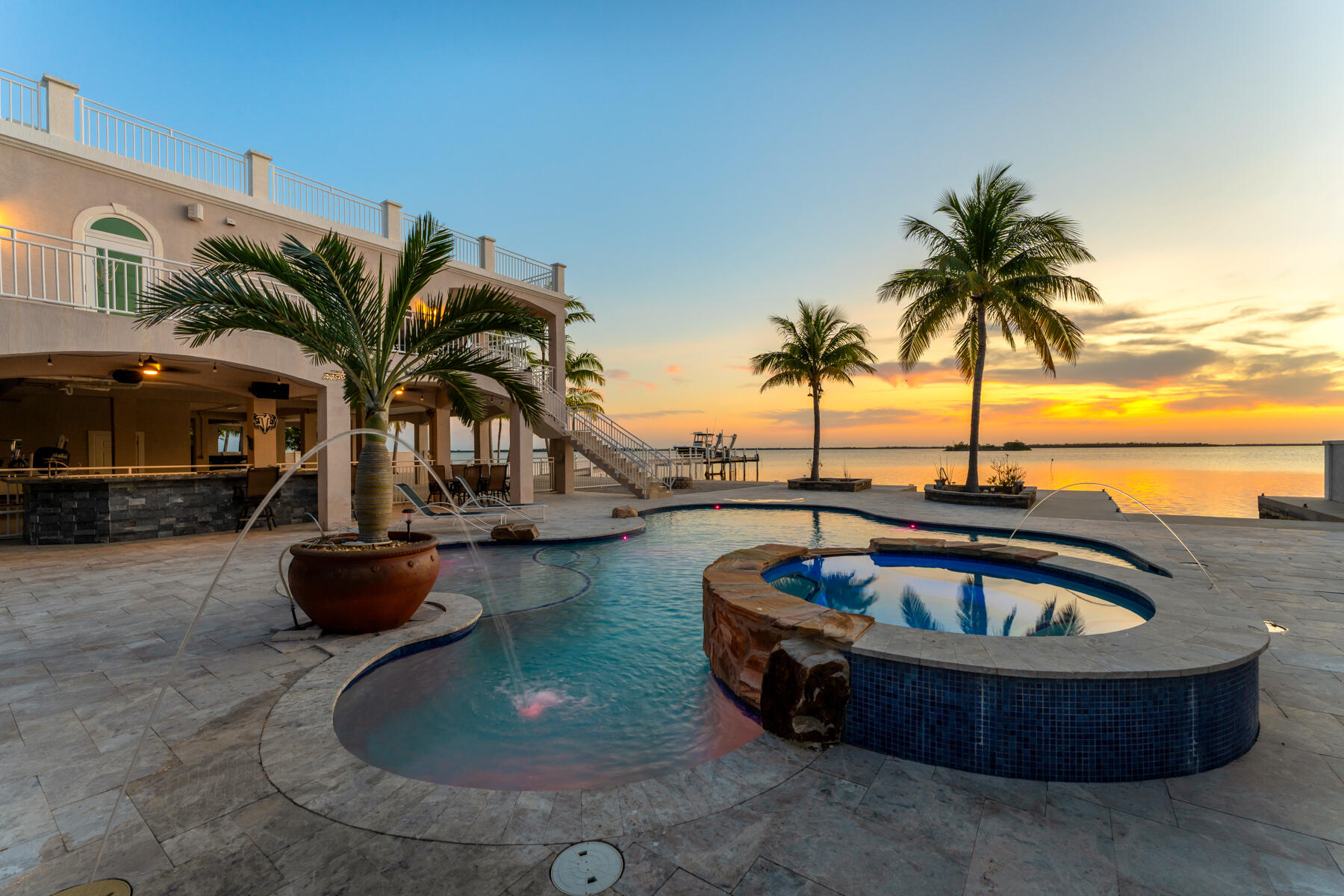 3742 Seagrape Street