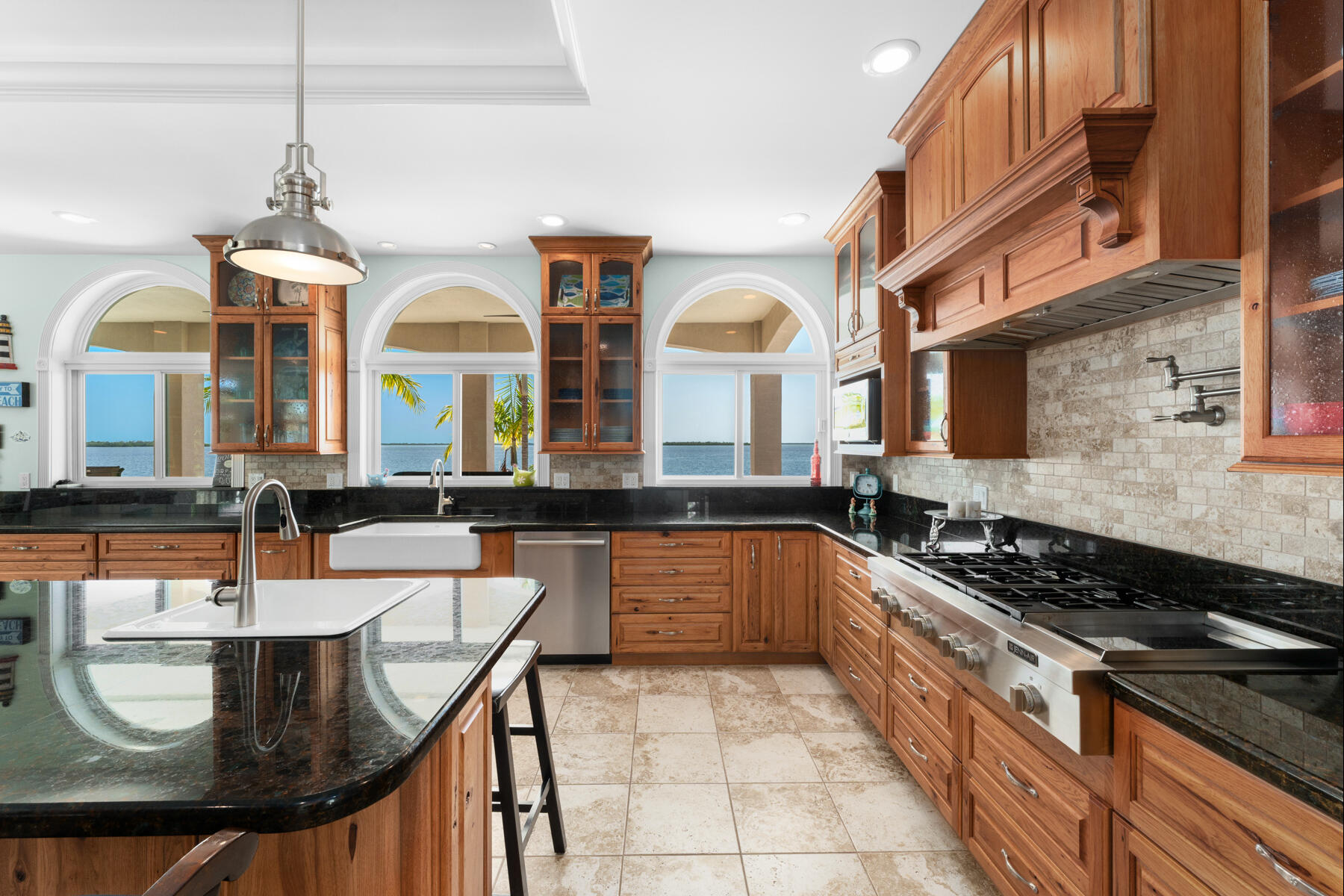 3742 Seagrape Street