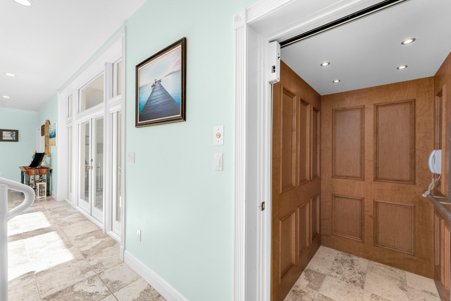 3742 Seagrape Street