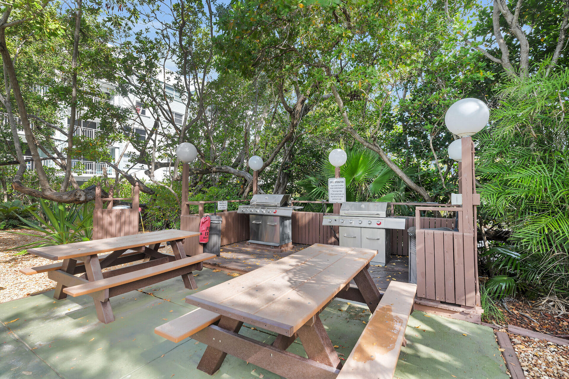 1901 S Roosevelt Boulevard Unit: 104N