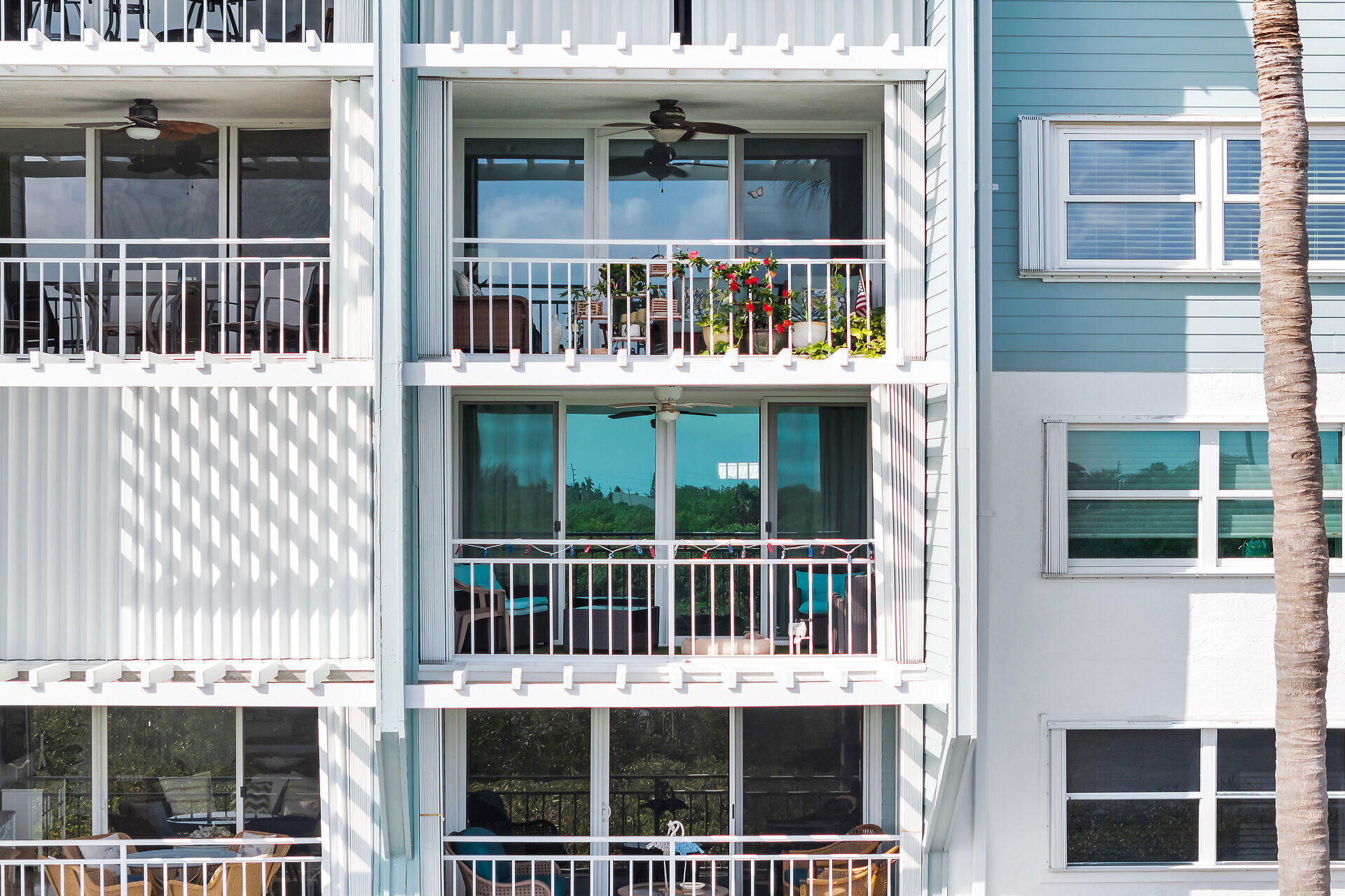 1901 S Roosevelt Boulevard Unit: 104N