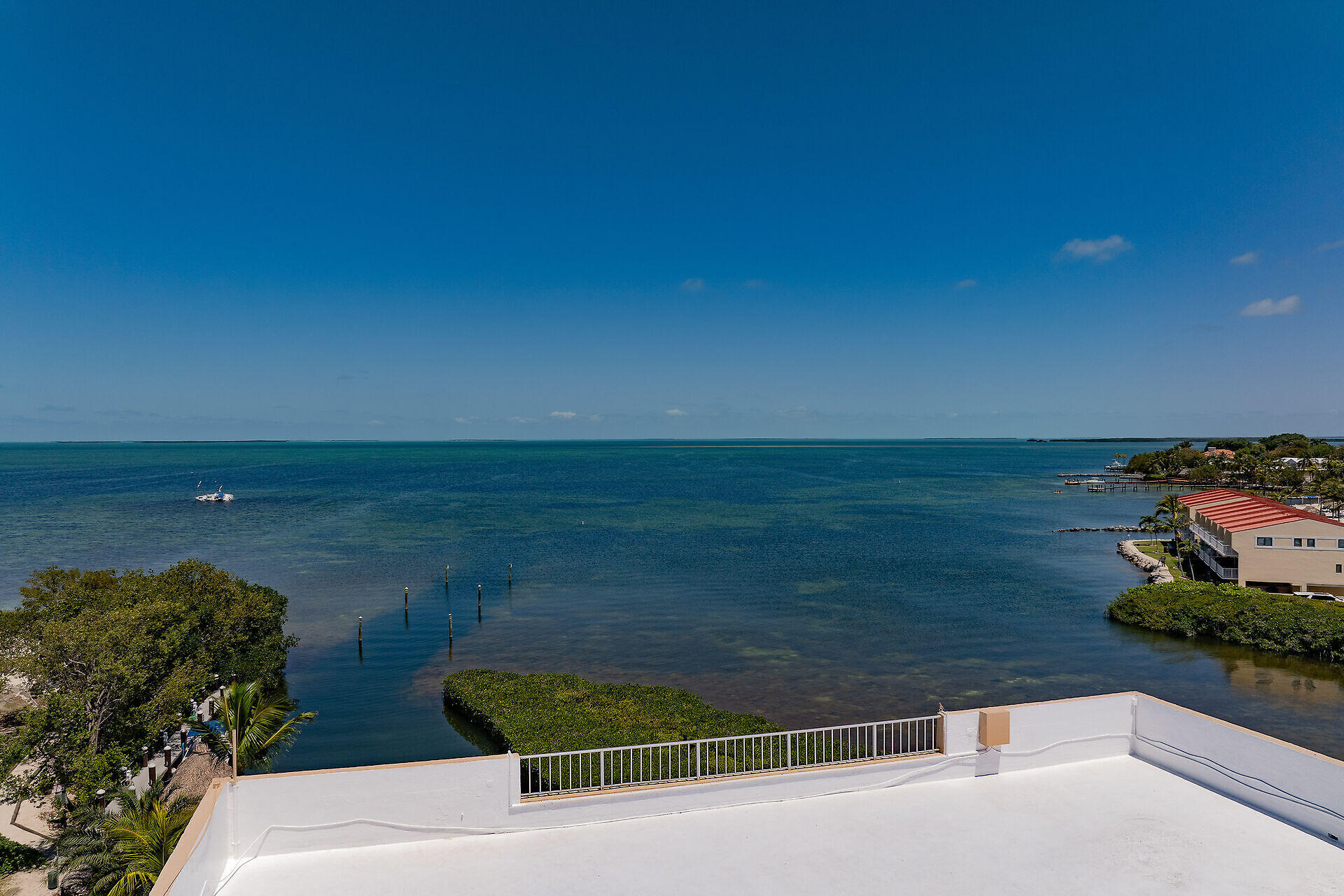 88500 Overseas Highway Unit: 302
