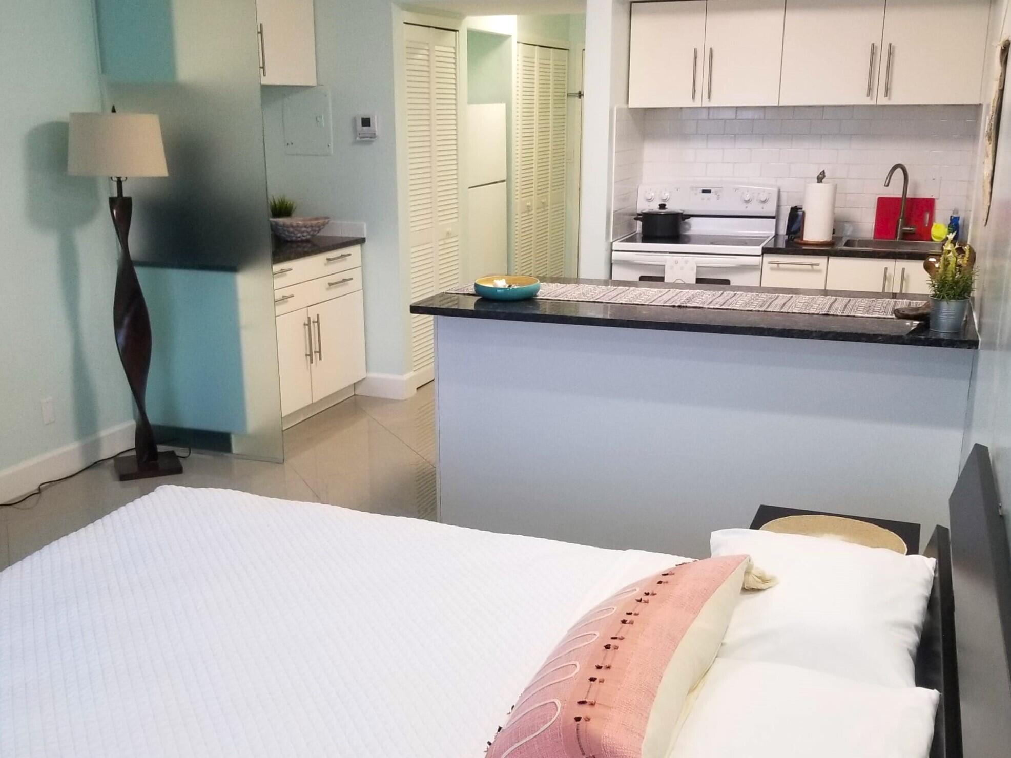 88500 Overseas Highway Unit: 302