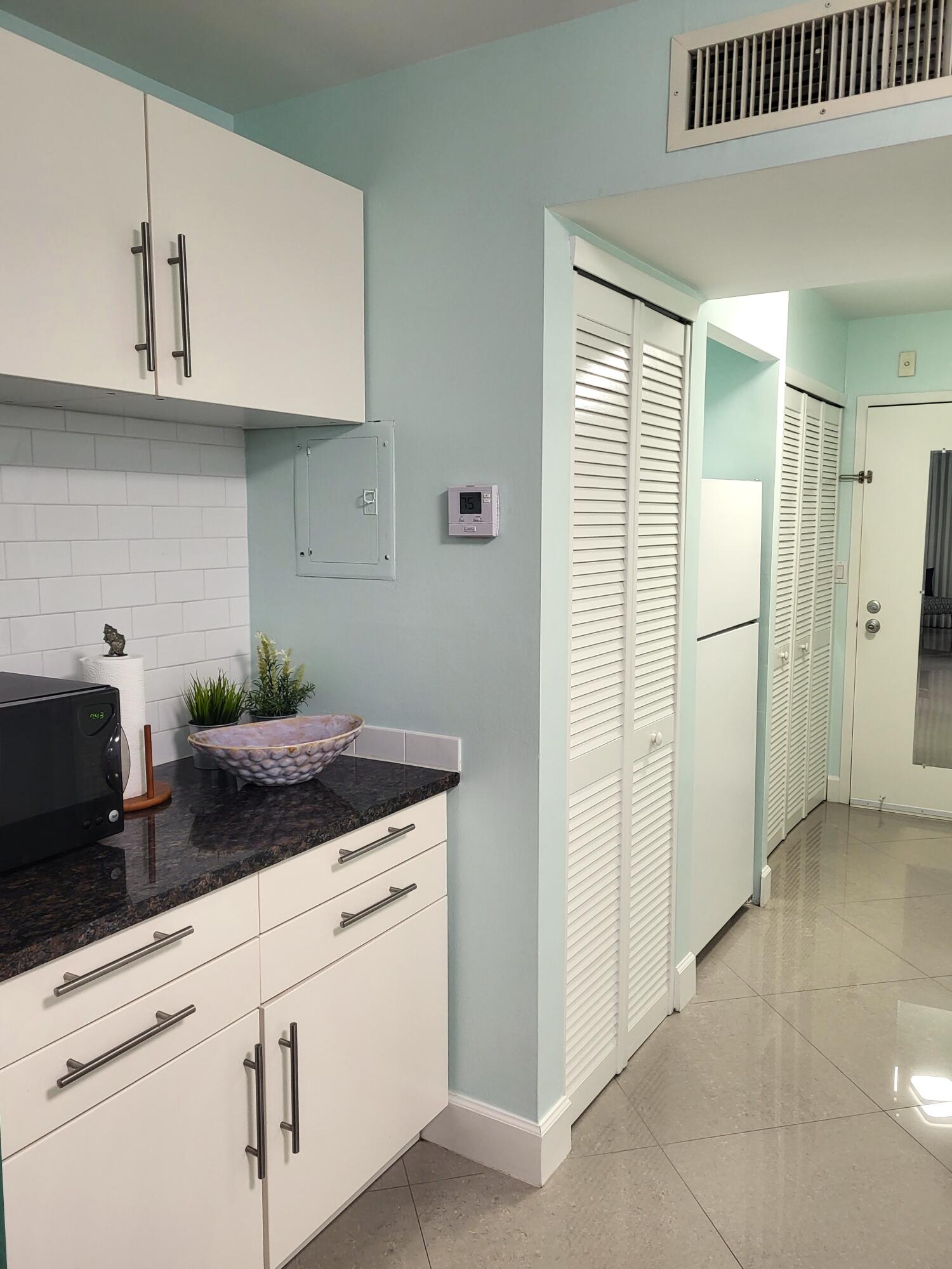 88500 Overseas Highway Unit: 302