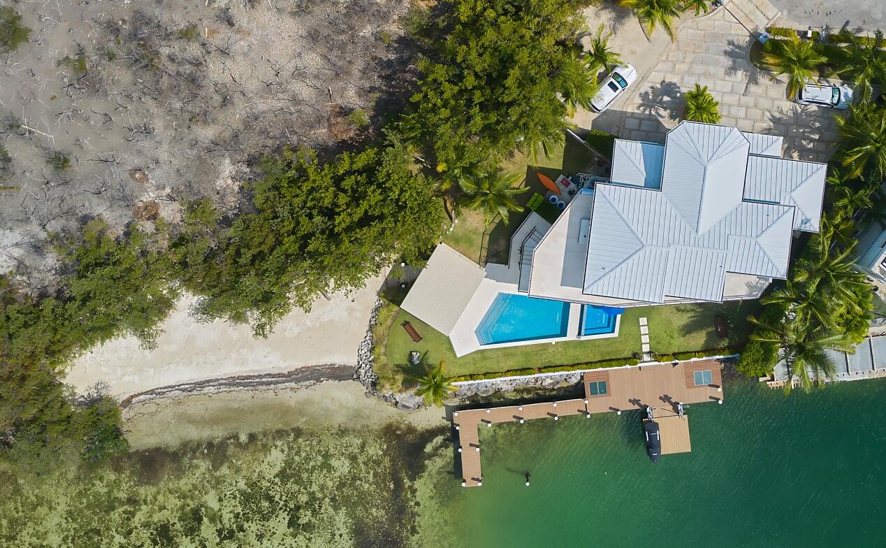 141 Ivanhoe Court