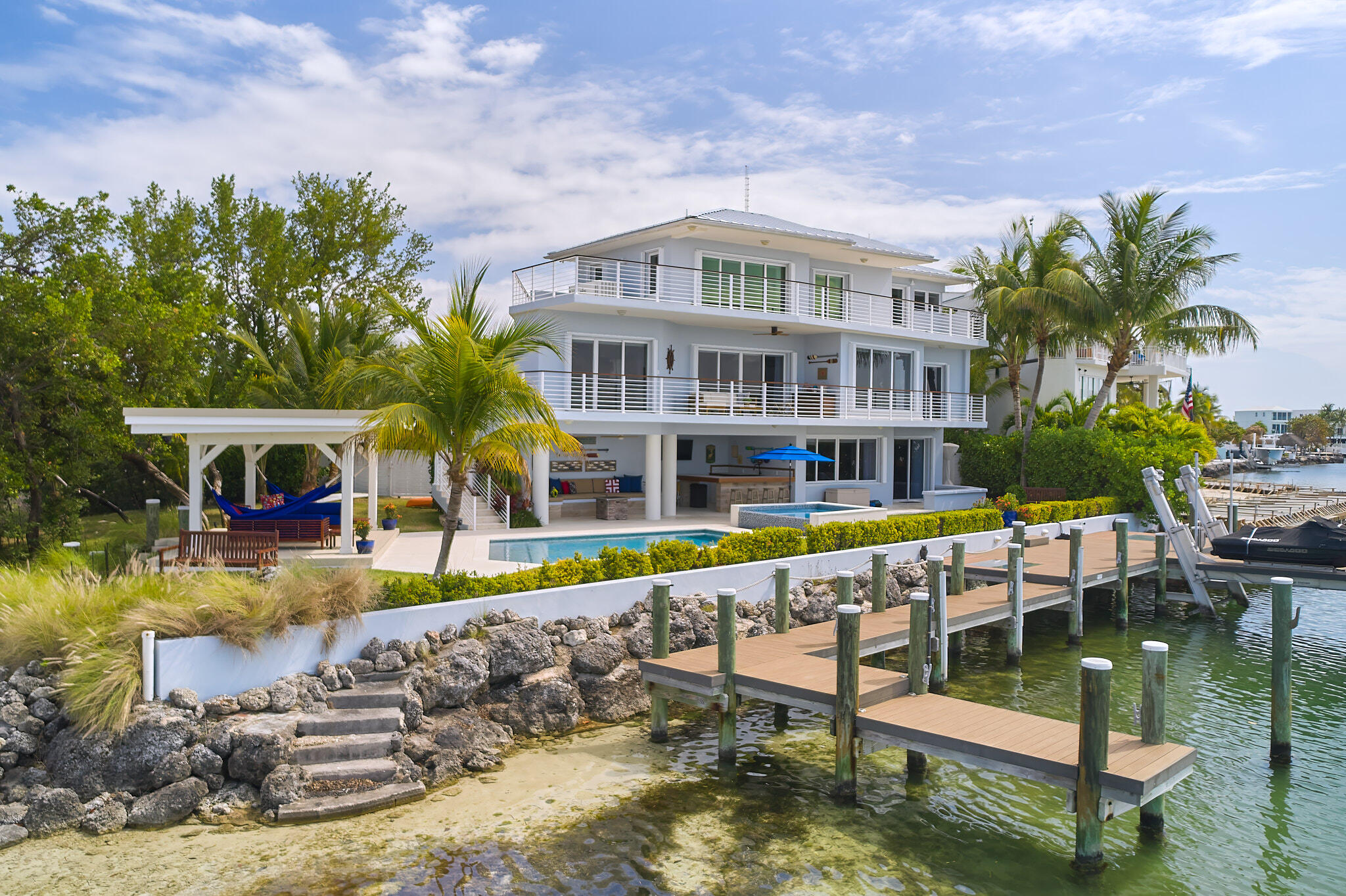 141 Ivanhoe Court