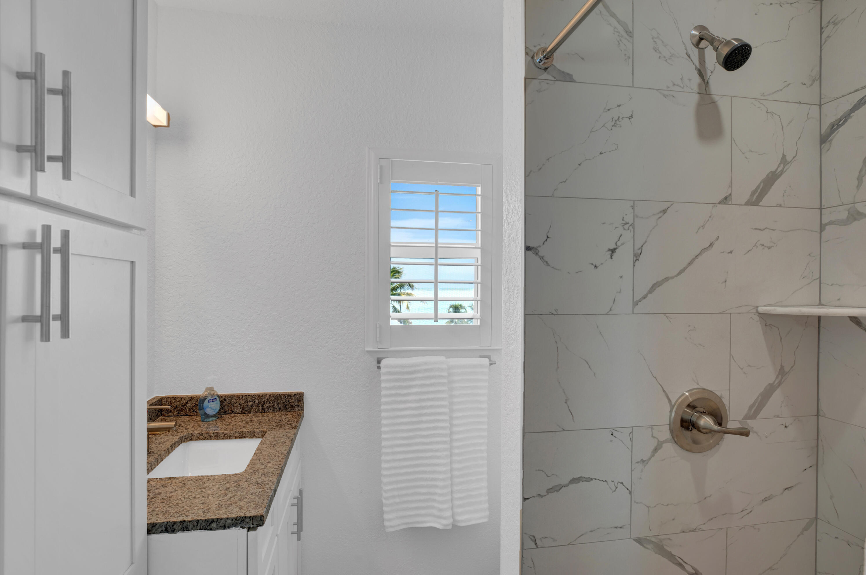 10877 Overseas Highway Unit: 80