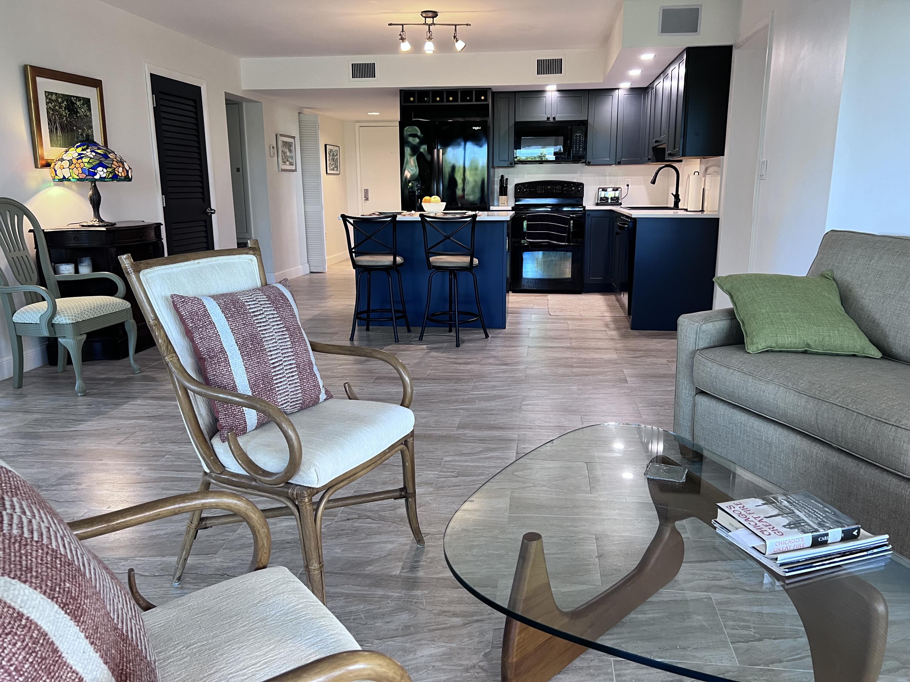 7201 Gulf Of Mexico Boulevard Unit: 201