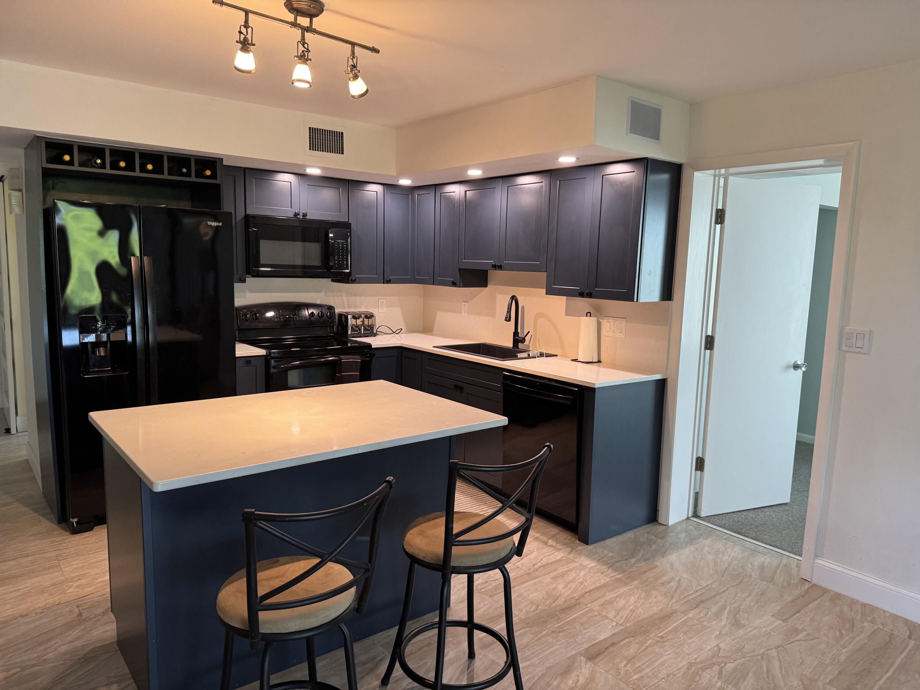 7201 Gulf Of Mexico Boulevard Unit: 201