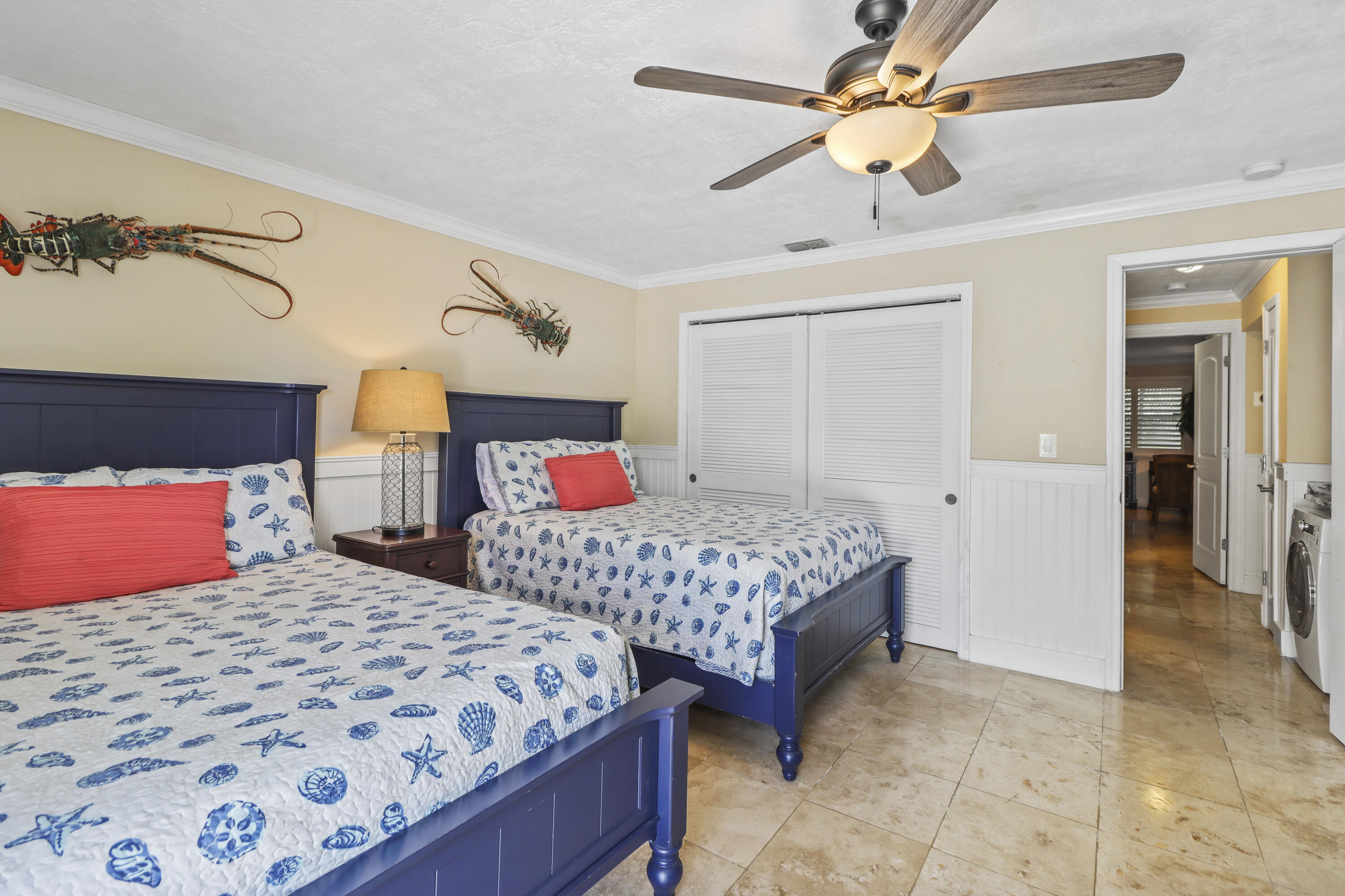116 N Indies Drive