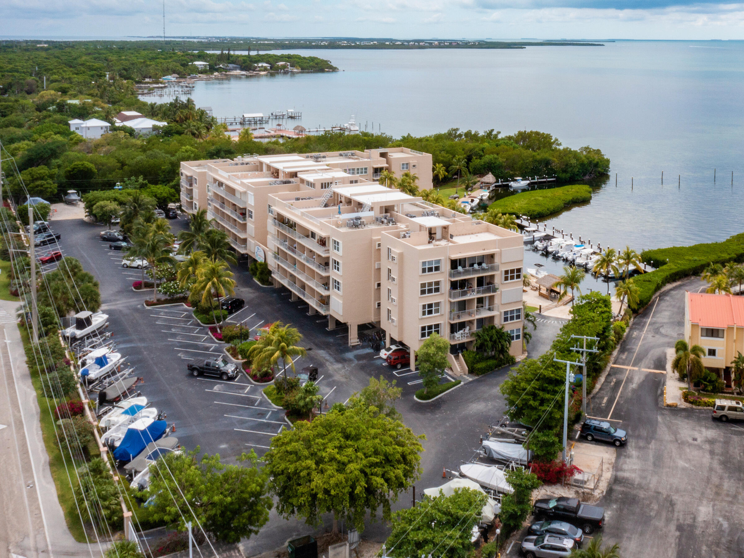 88500 Overseas Highway Unit: 508