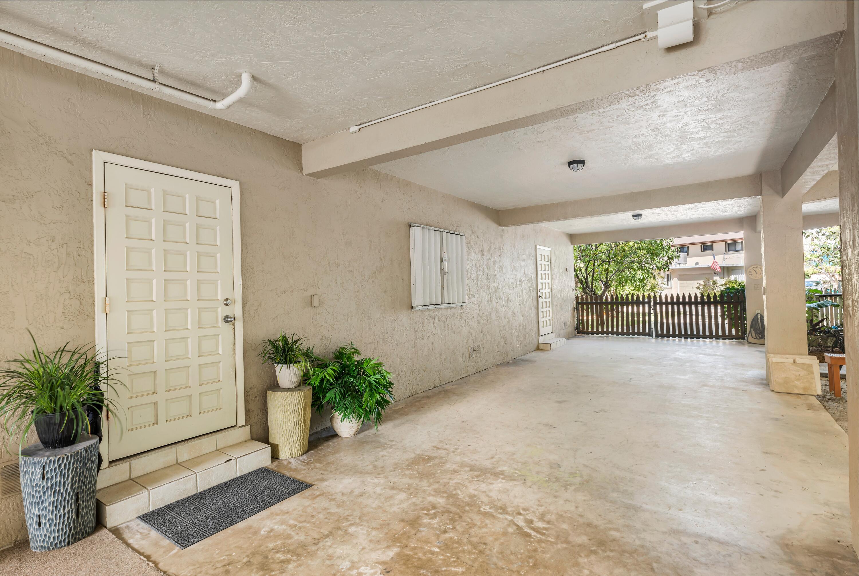 290 Woods Avenue