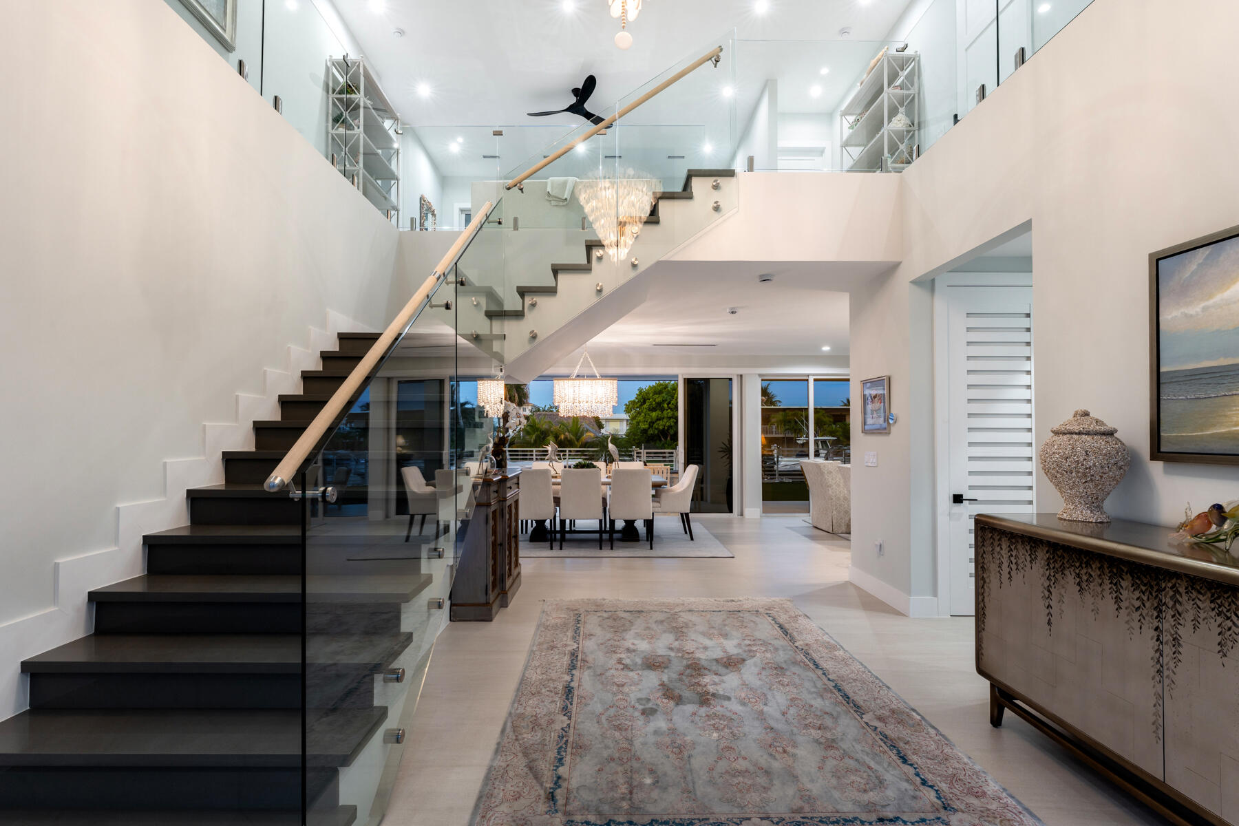 88 W Plaza Del Lago