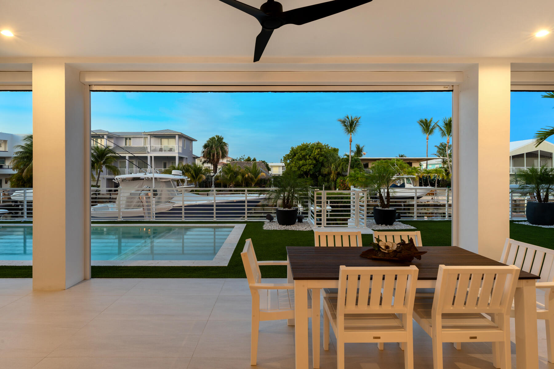 88 W Plaza Del Lago