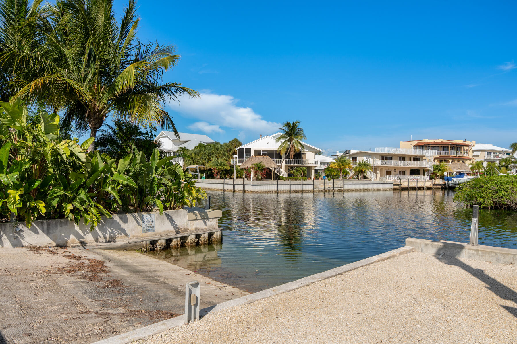 88 W Plaza Del Lago