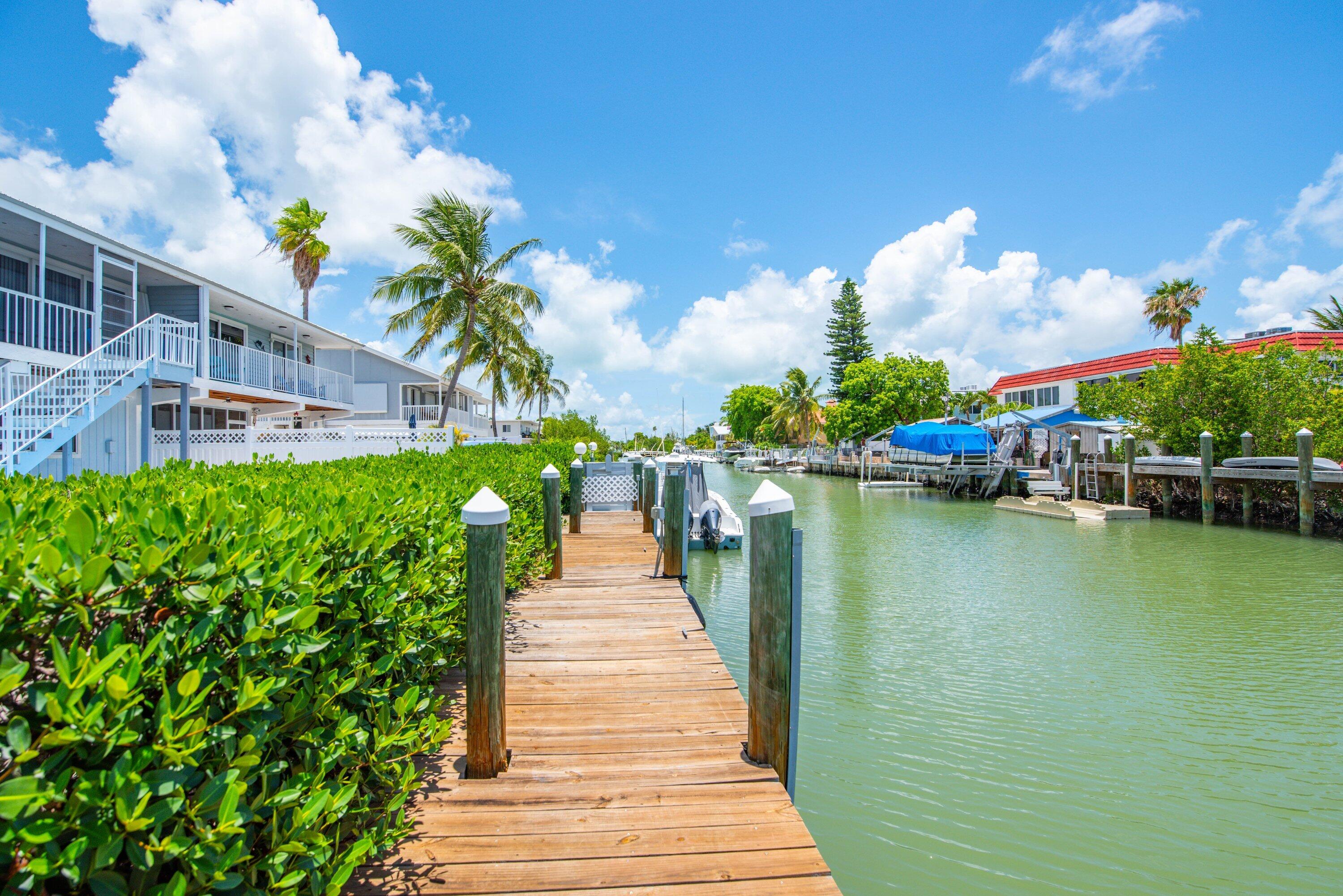 306 N Anglers Drive Unit: B
