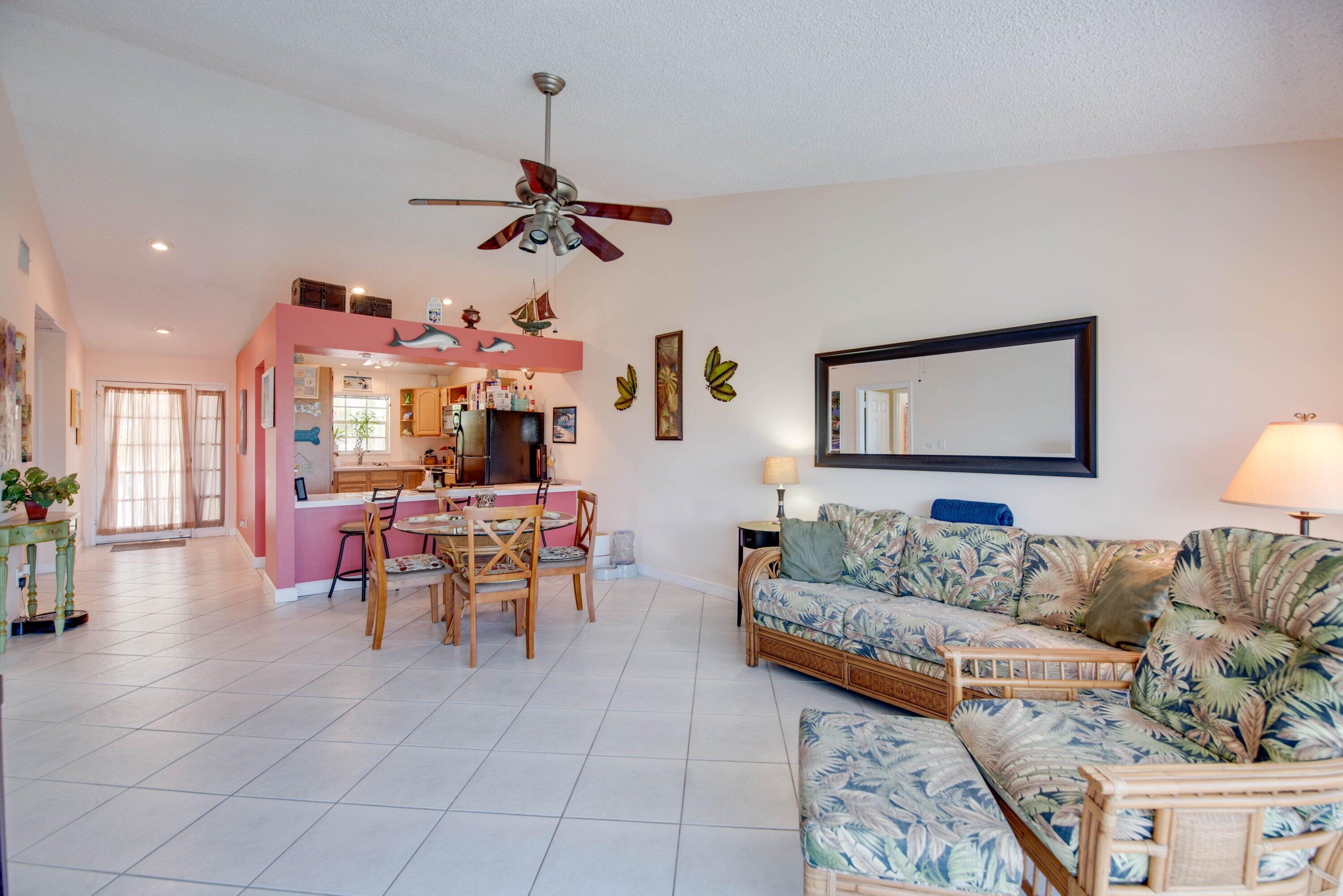 306 N Anglers Drive Unit: B