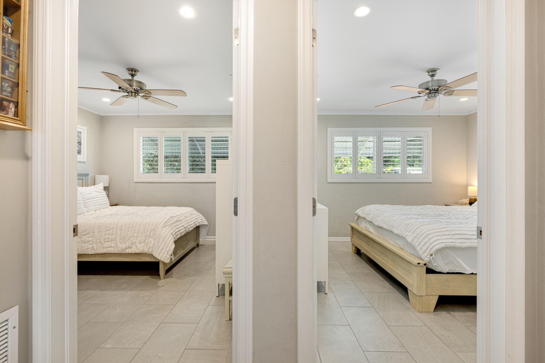 240 S Coconut Palm Boulevard