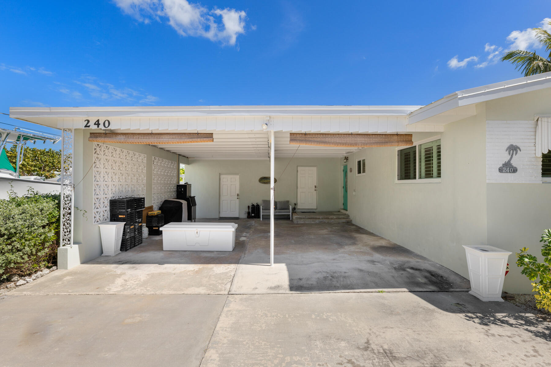 240 S Coconut Palm Boulevard
