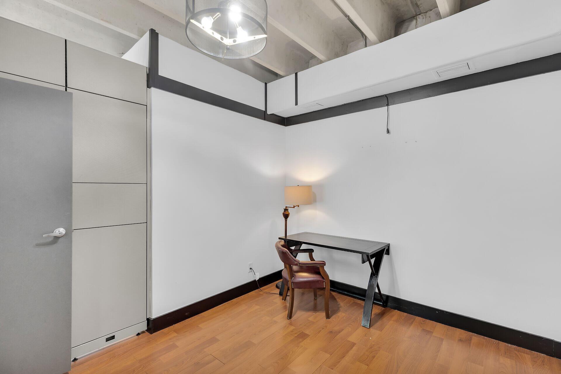 1209 Truman Avenue Unit: 1