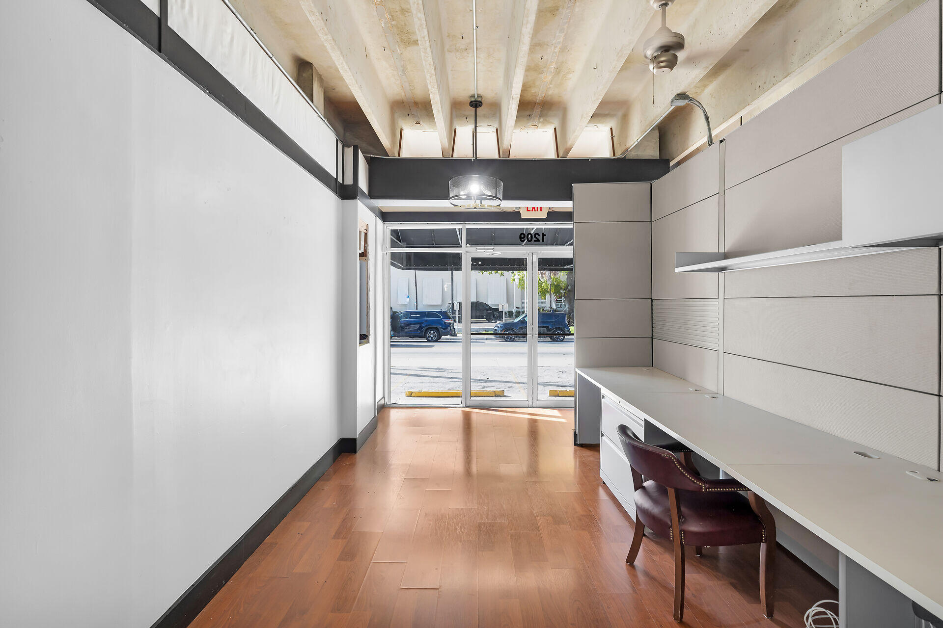 1209 Truman Avenue Unit: 1