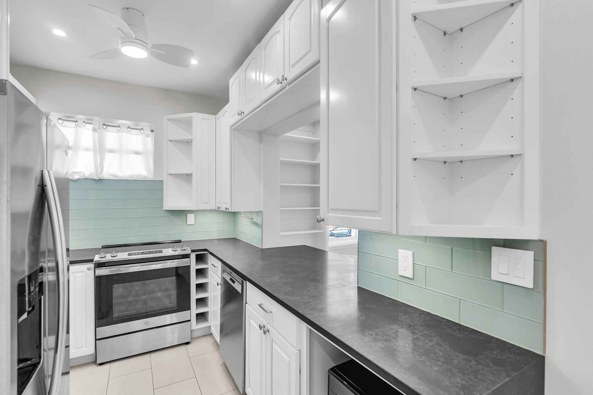 1209 Truman Avenue Unit: 1 & 2