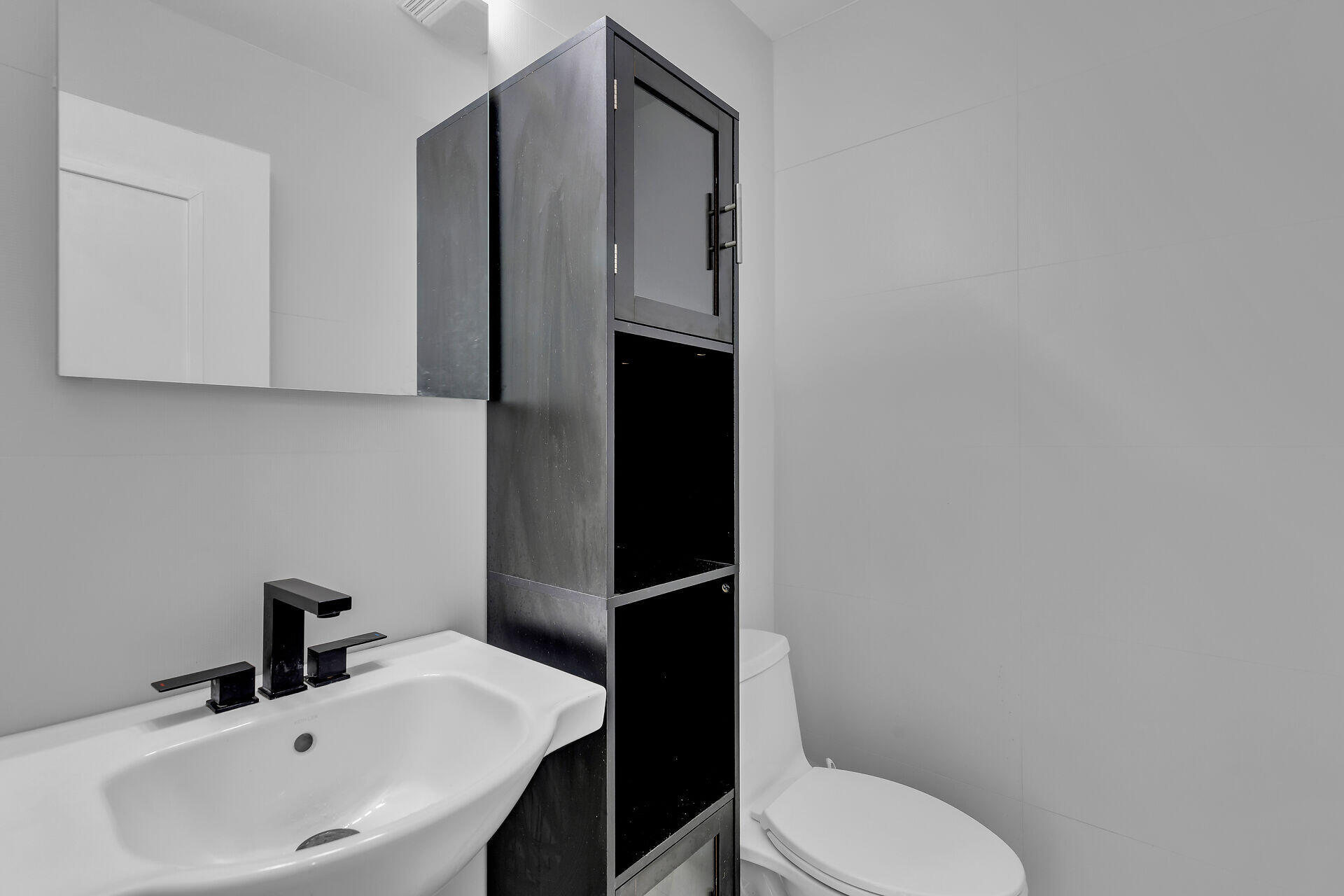 1209 Truman Avenue Unit: 1 & 2