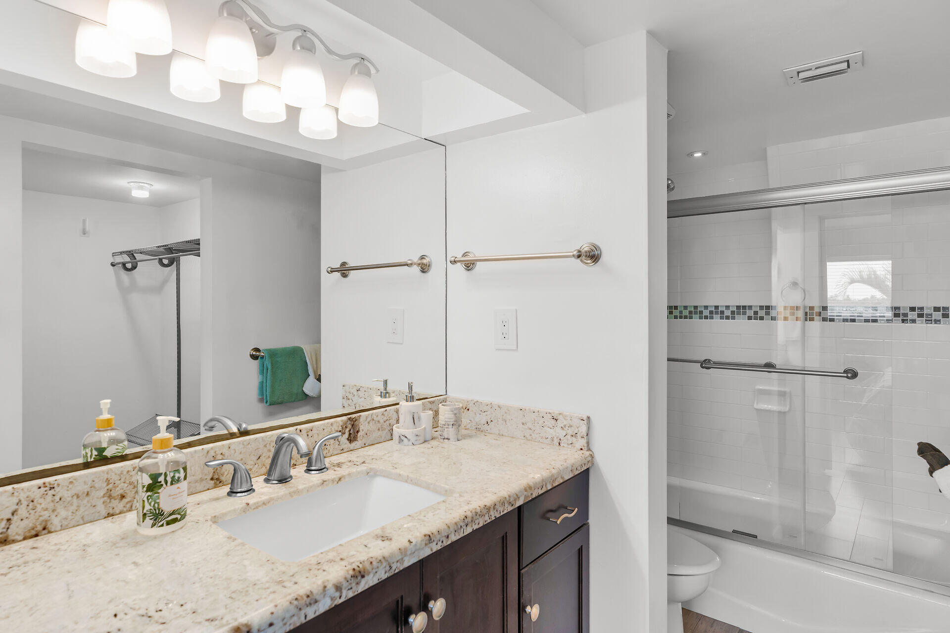 24 Jade Drive Unit: 14