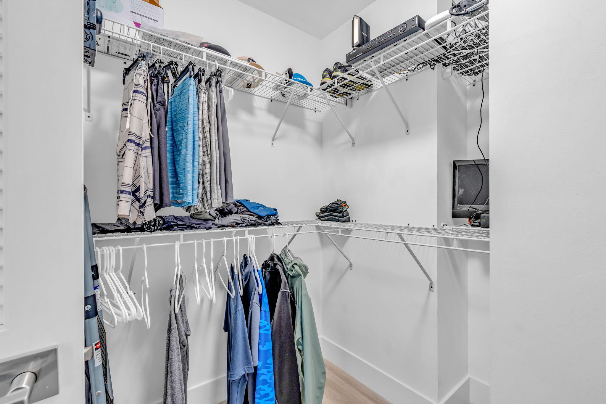 94825 Overseas Highway Unit: 175