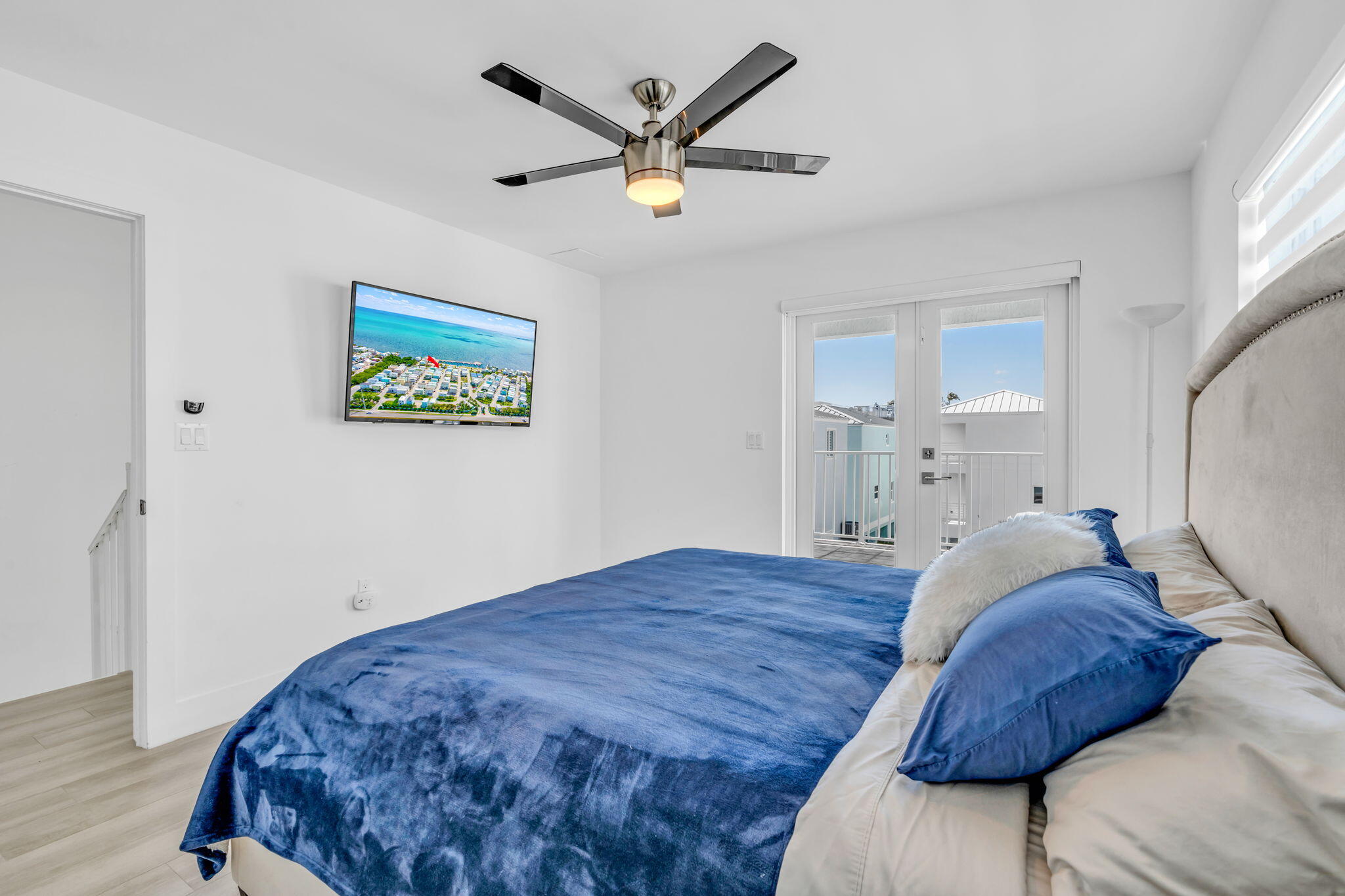 94825 Overseas Highway Unit: 175