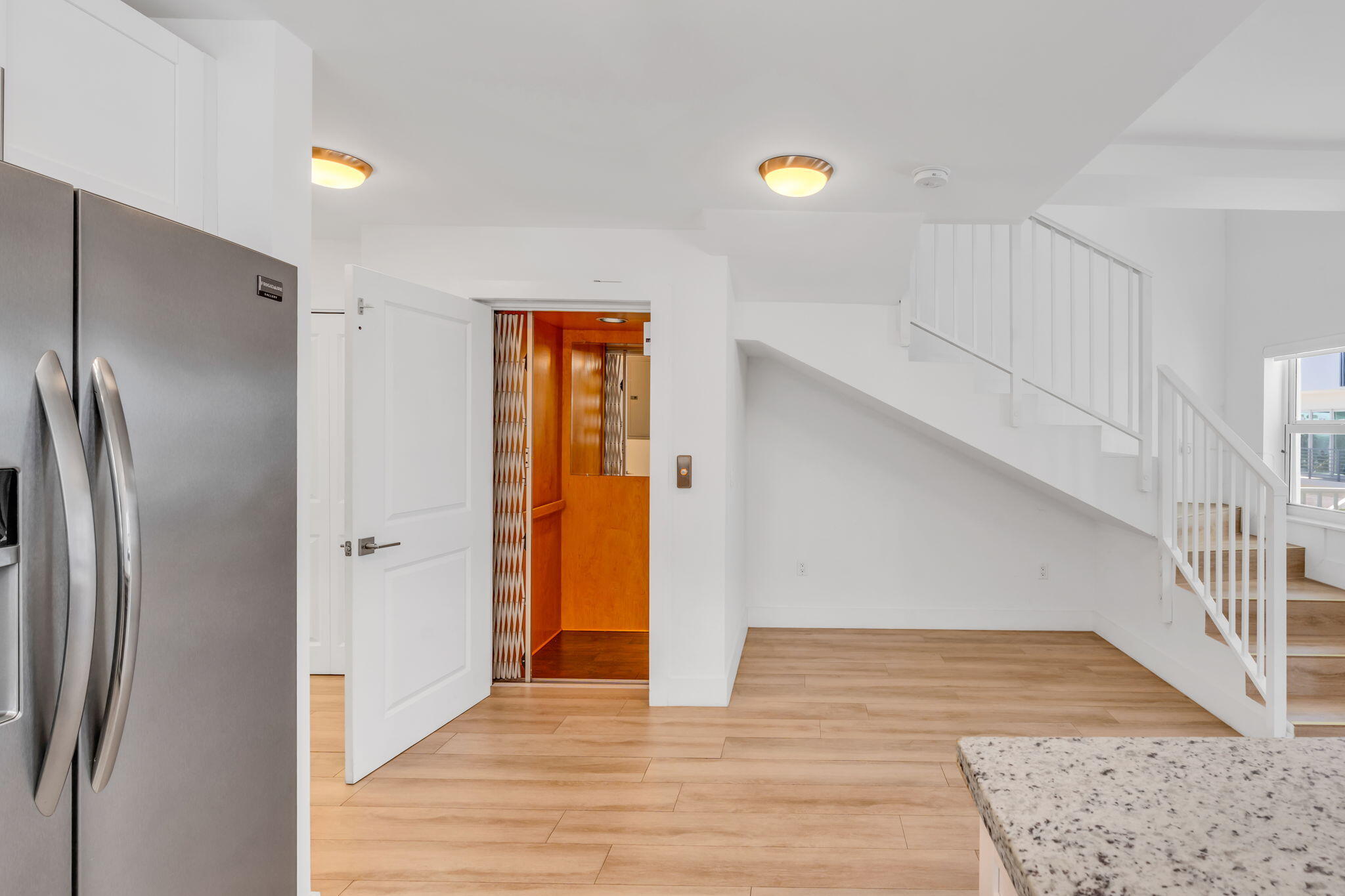 94825 Overseas Highway Unit: 175