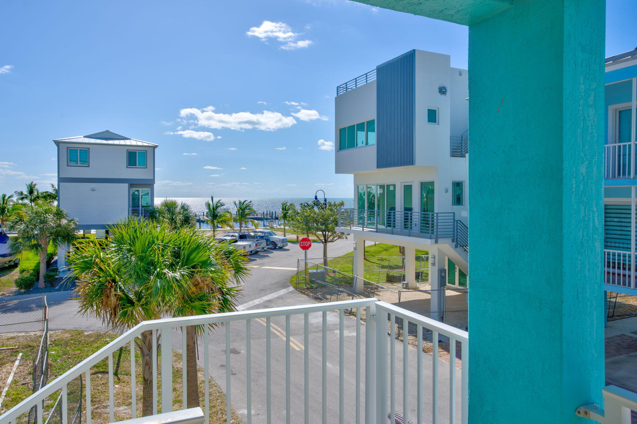 94825 Overseas Highway Unit: 175