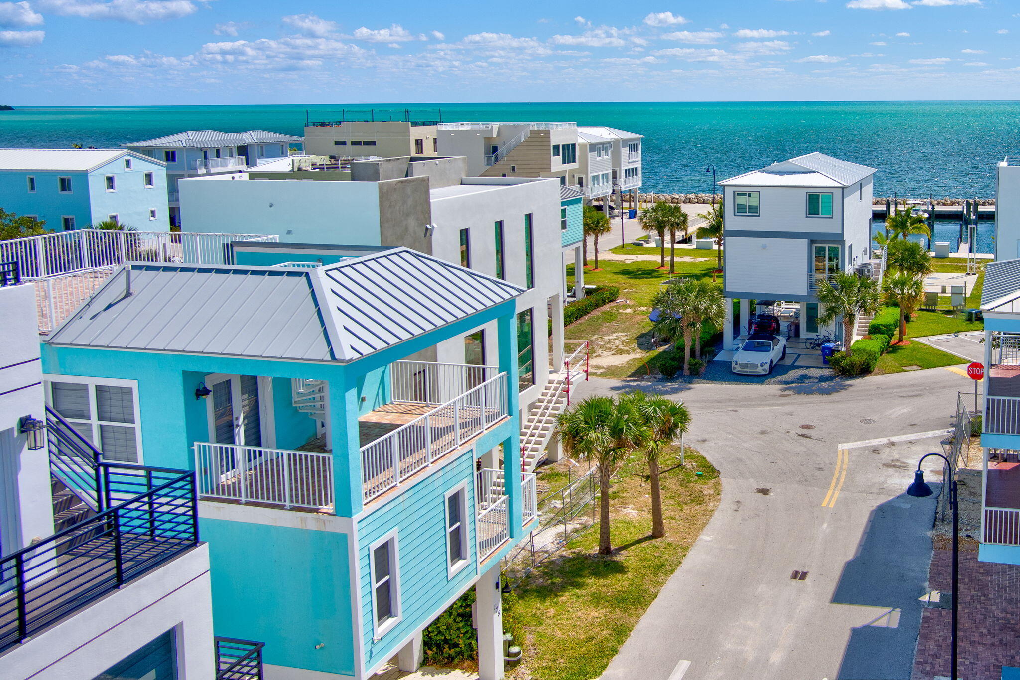 94825 Overseas Highway Unit: 175